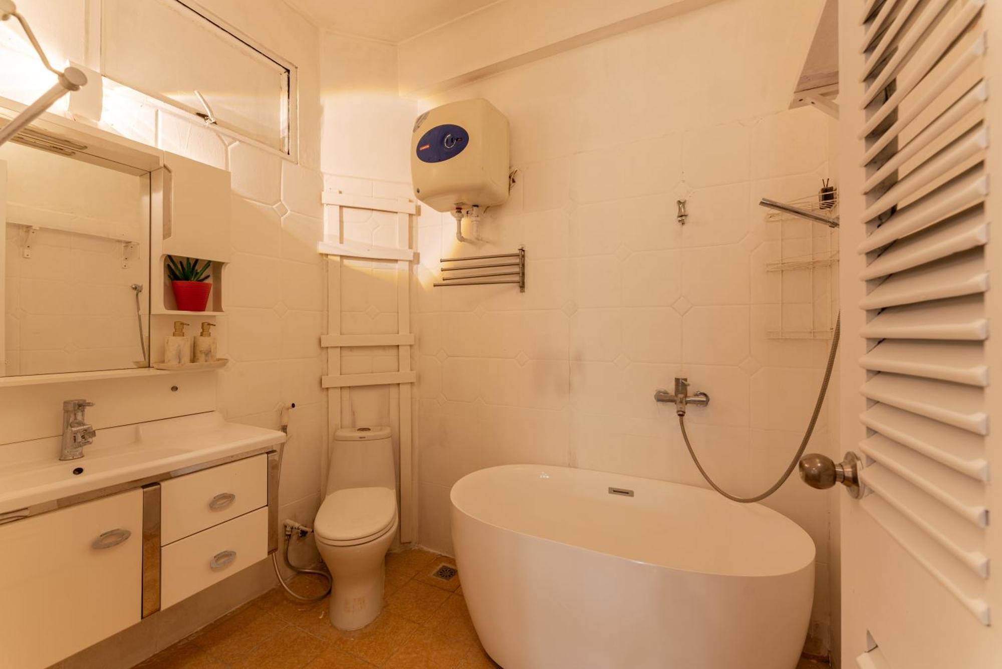 Antique 4 - Hv4 Apartment